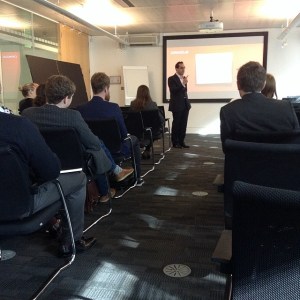 1533812_10152014605906914_14171342_n